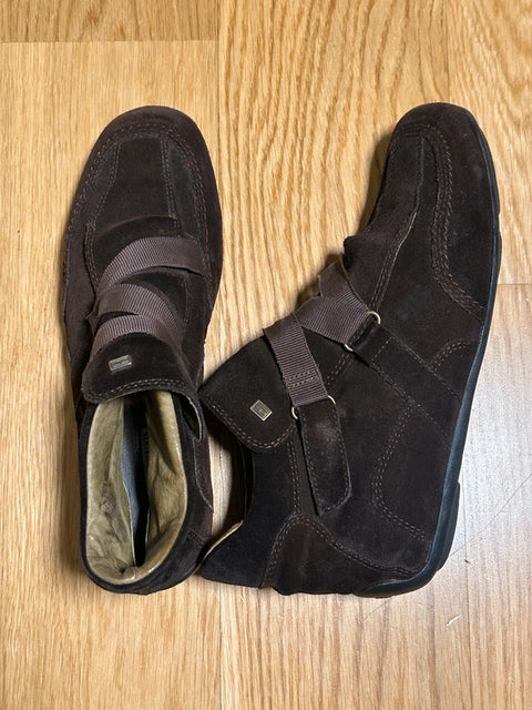 Tommy Hilfiger Dark Suede Strap Sneakers - EU 38