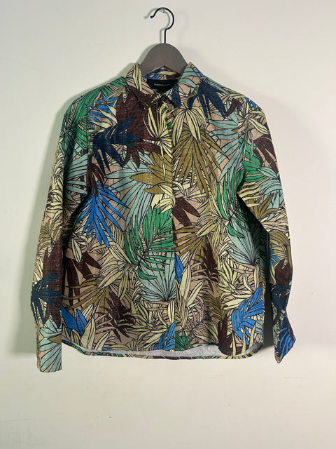 Bold Tropical Leaf Graphic Shirt